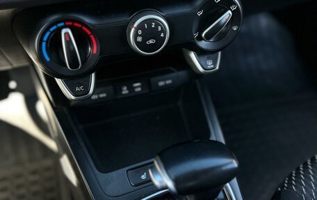 KIA Rio IV, 2019 год, 1 350 000 рублей, 9 фотография