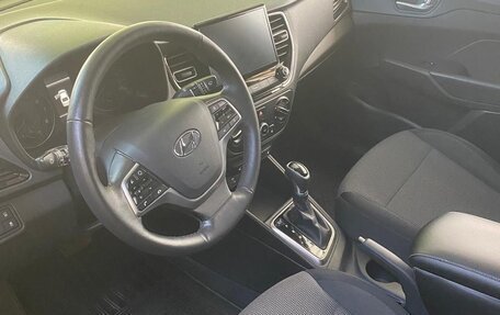 Hyundai Solaris II рестайлинг, 2021 год, 1 760 000 рублей, 9 фотография