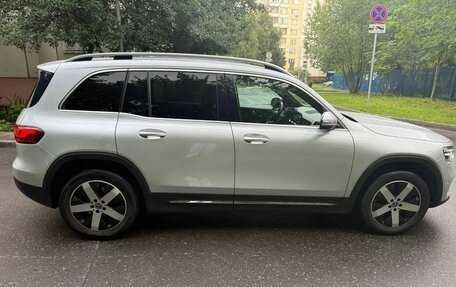 Mercedes-Benz GLB, 2022 год, 3 690 000 рублей, 4 фотография
