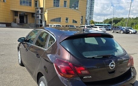 Opel Astra J, 2014 год, 800 000 рублей, 5 фотография