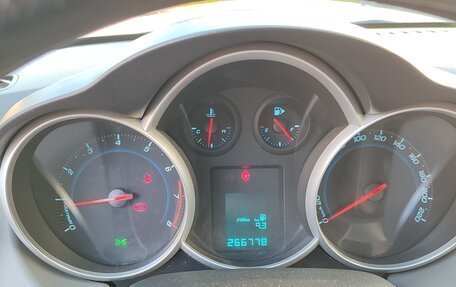 Chevrolet Cruze II, 2014 год, 620 000 рублей, 13 фотография