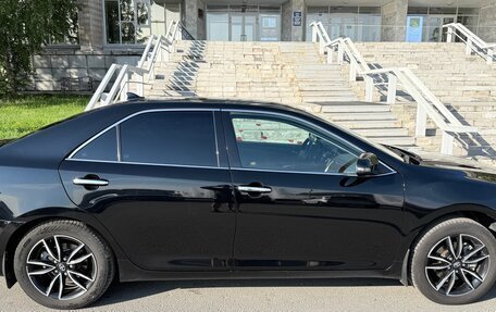 Toyota Camry, 2017 год, 2 900 000 рублей, 4 фотография