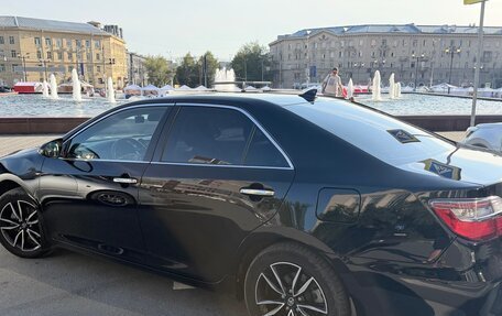 Toyota Camry, 2017 год, 2 900 000 рублей, 9 фотография