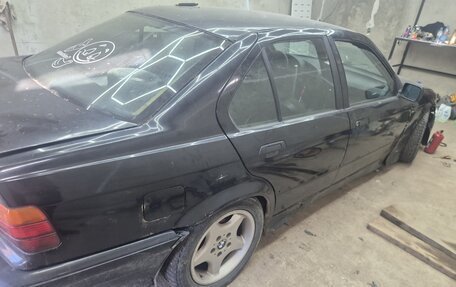 BMW 3 серия, 1993 год, 140 000 рублей, 3 фотография