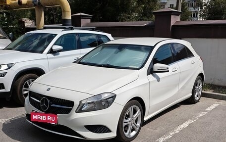 Mercedes-Benz A-Класс, 2014 год, 1 300 000 рублей, 2 фотография