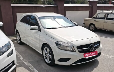 Mercedes-Benz A-Класс, 2014 год, 1 300 000 рублей, 5 фотография