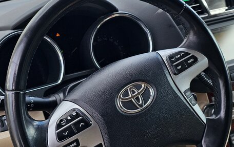 Toyota Highlander III, 2012 год, 2 200 000 рублей, 2 фотография