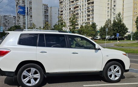 Toyota Highlander III, 2012 год, 2 200 000 рублей, 14 фотография