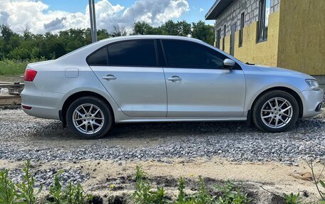 Volkswagen Jetta VI, 2013 год, 790 000 рублей, 8 фотография