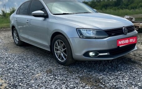 Volkswagen Jetta VI, 2013 год, 790 000 рублей, 7 фотография