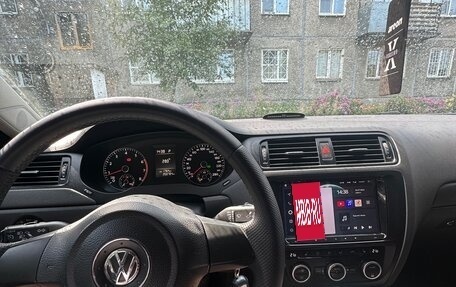 Volkswagen Jetta VI, 2013 год, 790 000 рублей, 9 фотография