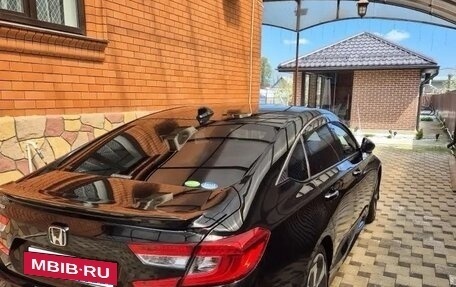 Honda Accord IX рестайлинг, 2020 год, 2 500 000 рублей, 3 фотография