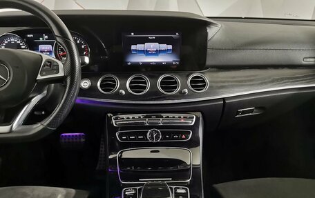 Mercedes-Benz E-Класс, 2017 год, 1 895 150 рублей, 14 фотография