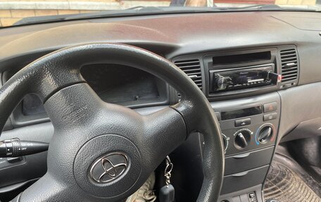 Toyota Corolla, 2005 год, 550 000 рублей, 3 фотография