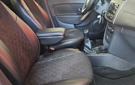 Renault Logan II, 2021 год, 1 045 000 рублей, 12 фотография