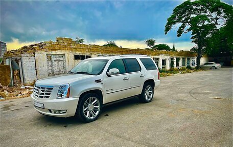 Cadillac Escalade III, 2012 год, 2 470 000 рублей, 2 фотография