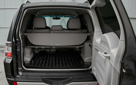 Mitsubishi Pajero IV, 2017 год, 2 790 000 рублей, 8 фотография