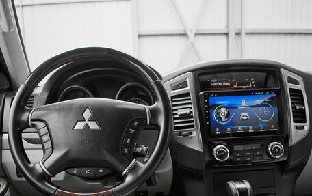 Mitsubishi Pajero IV, 2017 год, 2 790 000 рублей, 12 фотография