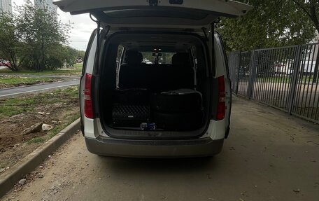 Hyundai Grand Starex Grand Starex I рестайлинг 2, 2015 год, 2 500 000 рублей, 7 фотография