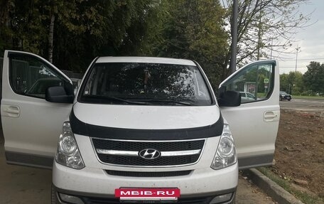 Hyundai Grand Starex Grand Starex I рестайлинг 2, 2015 год, 2 500 000 рублей, 15 фотография