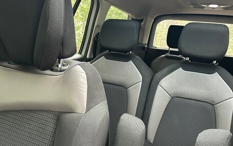 Citroen C4 Picasso II рестайлинг, 2017 год, 1 650 000 рублей, 7 фотография