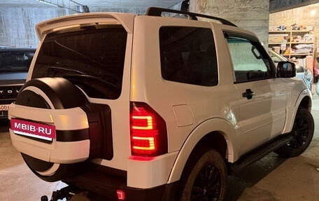 Mitsubishi Pajero IV, 2007 год, 1 600 000 рублей, 3 фотография