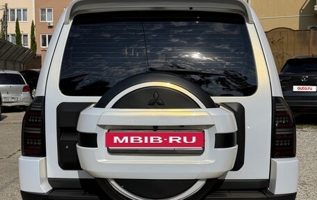Mitsubishi Pajero IV, 2007 год, 1 600 000 рублей, 11 фотография