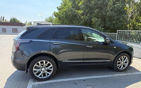 Cadillac XT5 I рестайлинг, 2021 год, 2 980 000 рублей, 2 фотография