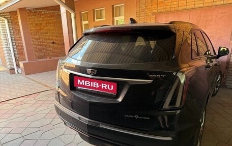 Cadillac XT5 I рестайлинг, 2021 год, 2 980 000 рублей, 3 фотография