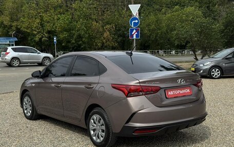 Hyundai Solaris II рестайлинг, 2020 год, 1 550 000 рублей, 5 фотография