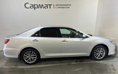 Toyota Camry, 2017 год, 2 250 000 рублей, 6 фотография