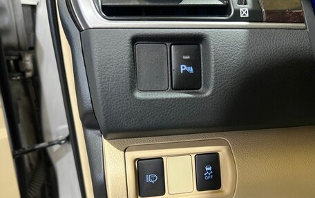 Toyota Camry, 2017 год, 2 250 000 рублей, 12 фотография
