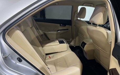Toyota Camry, 2017 год, 2 250 000 рублей, 17 фотография