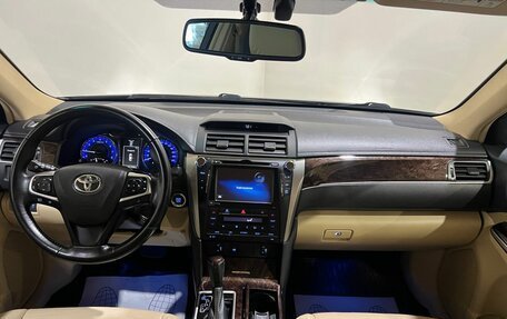 Toyota Camry, 2017 год, 2 250 000 рублей, 22 фотография