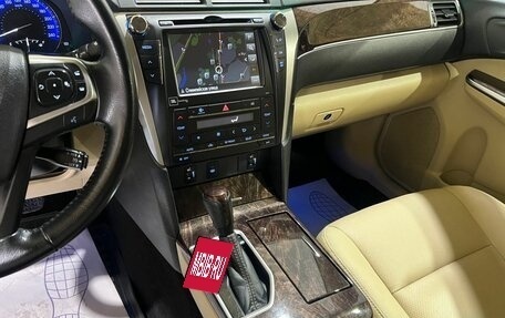 Toyota Camry, 2017 год, 2 250 000 рублей, 33 фотография