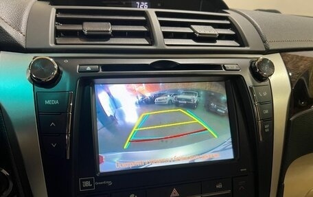 Toyota Camry, 2017 год, 2 250 000 рублей, 39 фотография