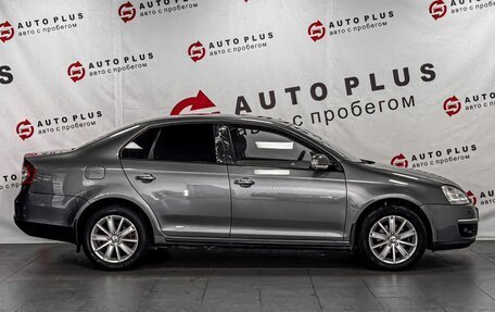 Volkswagen Jetta VI, 2010 год, 749 000 рублей, 5 фотография