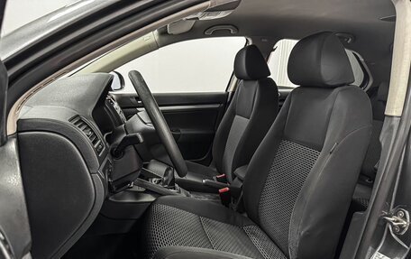 Volkswagen Jetta VI, 2010 год, 749 000 рублей, 8 фотография