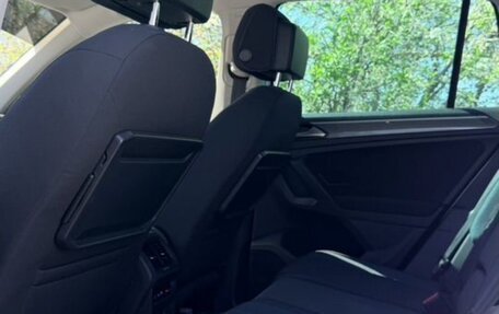Volkswagen Tiguan II, 2019 год, 2 450 000 рублей, 8 фотография