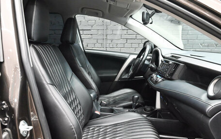 Toyota RAV4, 2019 год, 2 600 000 рублей, 9 фотография