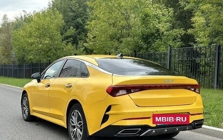 KIA K5, 2021 год, 1 050 000 рублей, 3 фотография