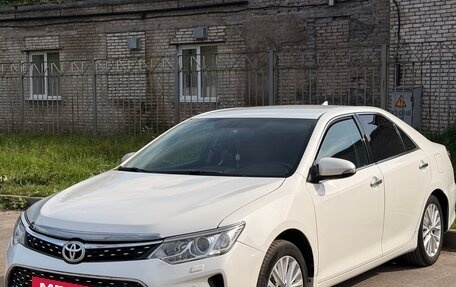 Toyota Camry, 2015 год, 2 200 000 рублей, 3 фотография