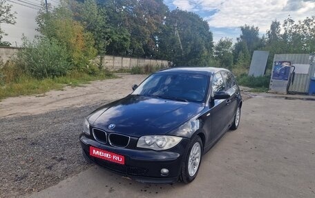 BMW 1 серия, 2005 год, 750 000 рублей, 1 фотография