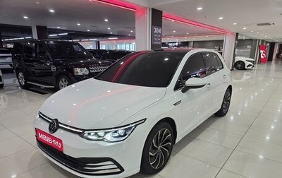 Volkswagen Golf VIII, 2023 год, 2 290 000 рублей, 1 фотография