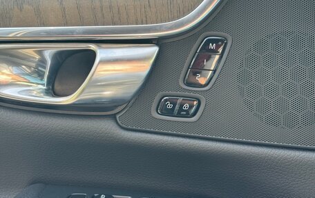 Volvo S90 II рестайлинг, 2021 год, 3 700 000 рублей, 8 фотография