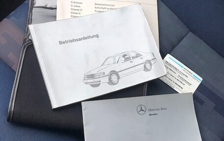 Mercedes-Benz C-Класс, 1995 год, 330 000 рублей, 9 фотография
