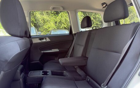 Subaru Forester, 2011 год, 960 000 рублей, 10 фотография