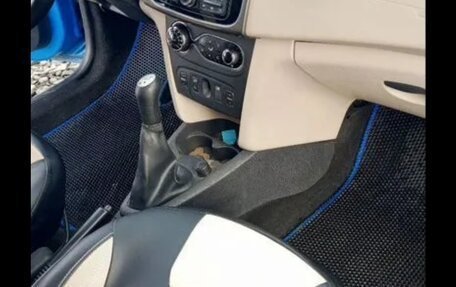 Renault Logan II, 2015 год, 600 000 рублей, 3 фотография