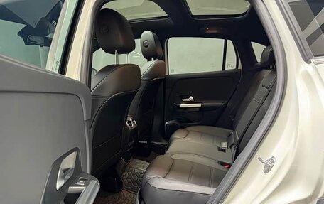 Mercedes-Benz GLA, 2022 год, 2 430 000 рублей, 16 фотография