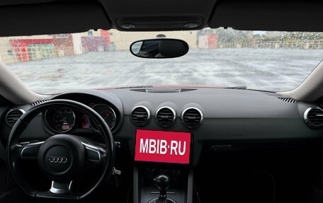 Audi TT, 2008 год, 1 089 000 рублей, 23 фотография